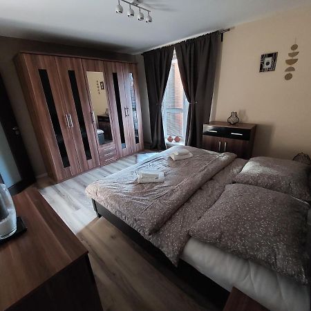Frastak Apartment Hlohovec Buitenkant foto
